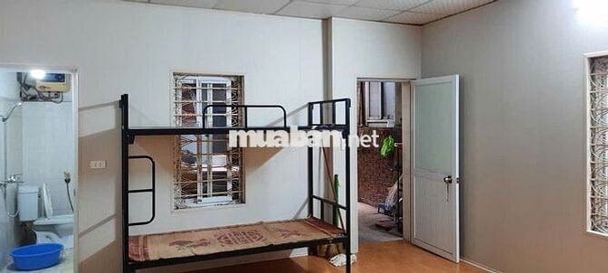 Cho thuê nhà cấp 4 ngõ 96 Tô Ngọc Vân Tây Hồ