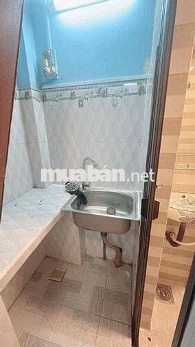 Cho Thuê Nhà Nhỏ Có Máy Lạnh Giá Rẻ Tôn Đản Quận 4