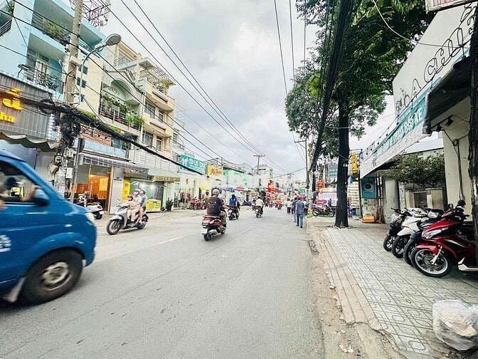 CHO THUÊ MẶT BẰNG MẶT TIỀN THỐNG NHẤT GÒ VẤP SÂN TO