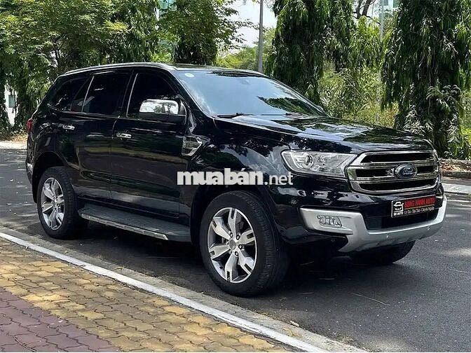 Everest 2017 4x2 Titanium Đen nhập Thái