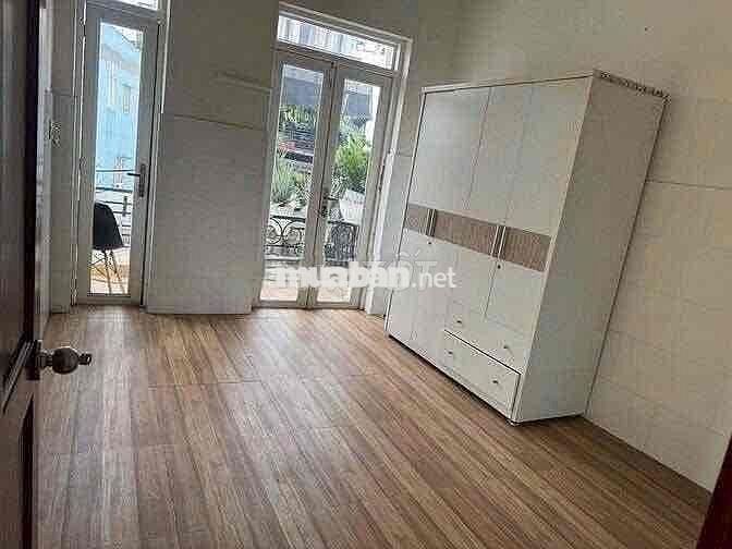 CHO THUÊ NHÀ MẶT TIỀN ĐƯỜNG SỐ 4 P16 GÒ VẤP GẦN NGAY PVC
