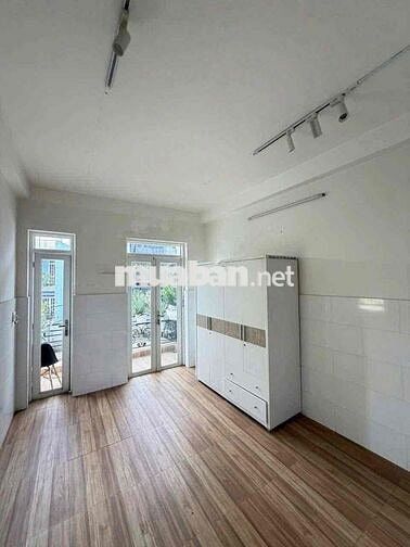 CHO THUÊ NHÀ MẶT TIỀN ĐƯỜNG SỐ 4 P16 GÒ VẤP GẦN NGAY PVC