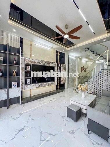 Nhà đẹp đầy đủ nội thất, 2 Ngủ đường Võ Văn Kiệt
