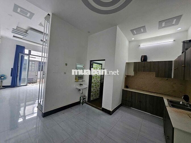 NHÀ LẦU GIÁ RẺ HẺM 7 TRẦN VĨNH KIẾT,KÈO THƠM KHÁCH NHANH TAY