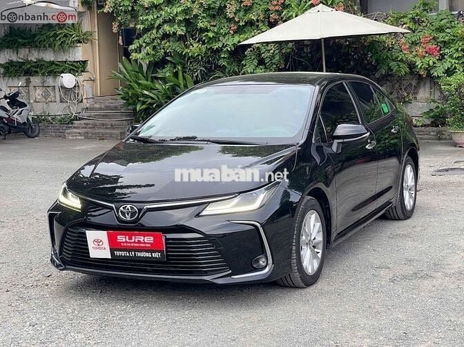Toyota Corolla altis 1.8G 2022 - 599 Triệu