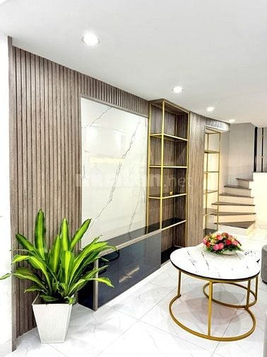 Sở hữu ngay nhà ngõ Tô Hoàng, giá 13.7 tỷ, 45m2x5T, KD được 