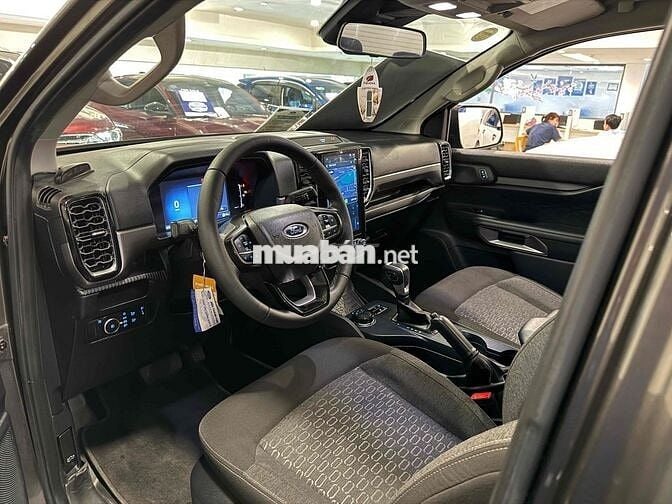 Ranger XLT 2 Cầu 2024 Xuất Hoá Đơn Xe 1 Chủ