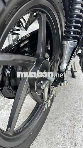 Honda Future fi 2025 Đỏ đen ( hỗ trợ góp )