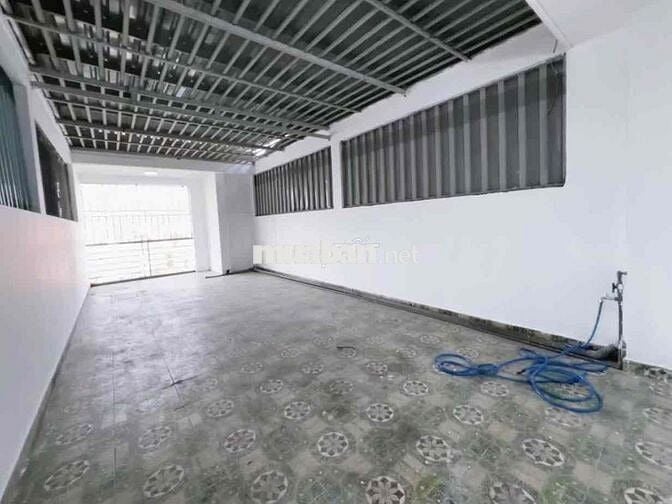 Nhà Mặt Tiền Kinh Doanh khu Tên Lửa Sầm Uất 3 Lầu, 7 Phòng,Mới sơn sửa