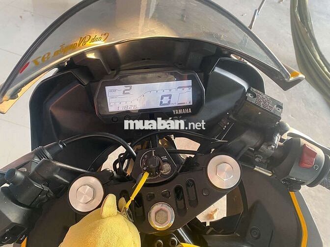Yamaha R15 V3 2020 Đen vàng 11800 km