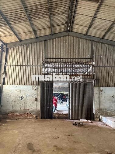kho cho thuê an dương vương an lạc bình Tân DT 400m giá 28tr