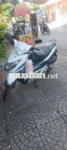 Suzuki Hayate Trắng