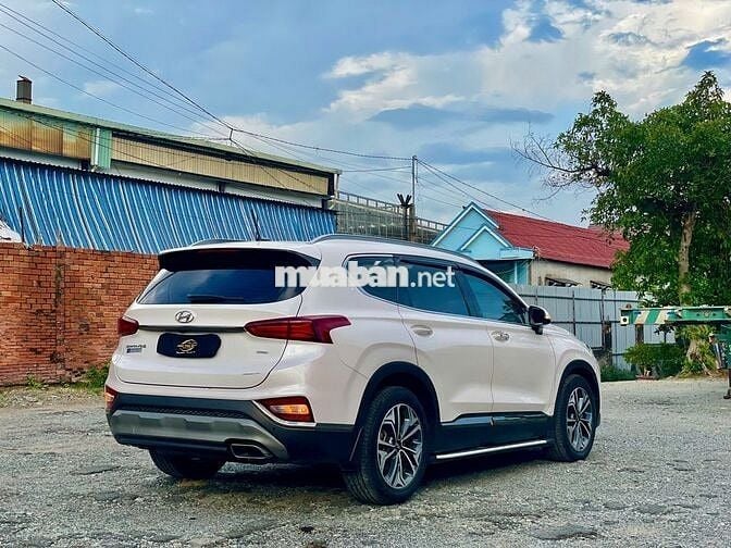Hyundai Santafe Đặc biệt 2019 Trắng 98.000 km