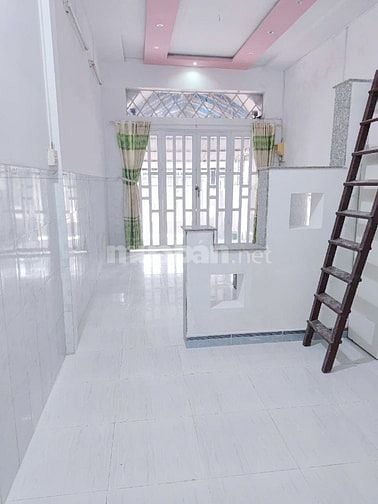 CHO THUÊ NHÀ, KINH DOANH, CÓ SÂN ĐẬU XE HƠI, ĐƯỜNG RỘNG, CÓ VƯỜN