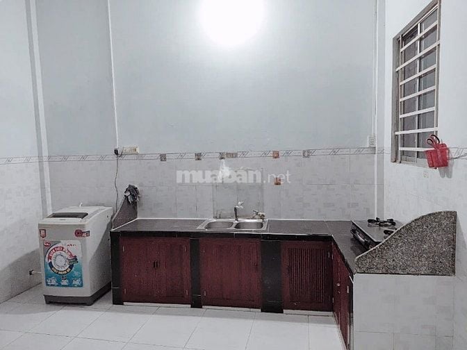 CHO THUÊ NHÀ, KINH DOANH, CÓ SÂN ĐẬU XE HƠI, ĐƯỜNG RỘNG, CÓ VƯỜN