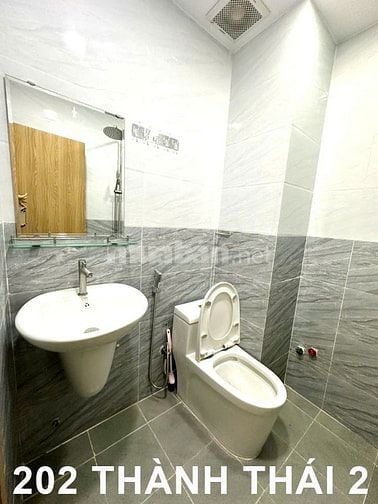 BÁN NHÀ 5 TẦNG THÀNH THÁI, P.12, QUẬN 10 – VỊ TRÍ ĐẸP, CÁCH HẺM LỚN CH