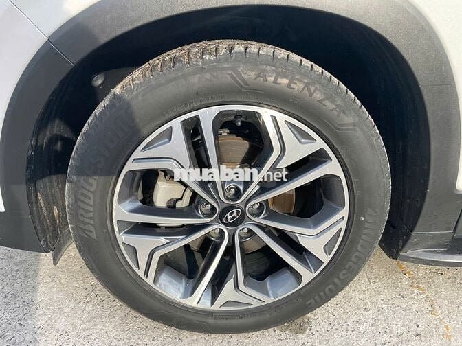 Hyundai Santafe Đặc biệt 2019 Trắng 98.000 km