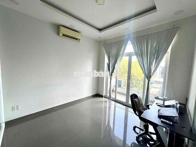 BIỆT THỰ SÂN VƯỜN DT 10x20 GỒM 8PN ĐƯỜNG HIỆP BÌNH, THỦ ĐỨC.