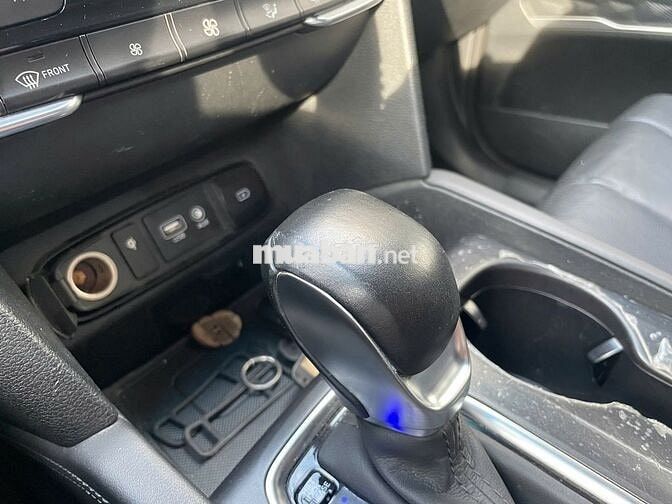 Hyundai Santafe Đặc biệt 2019 Trắng 98.000 km
