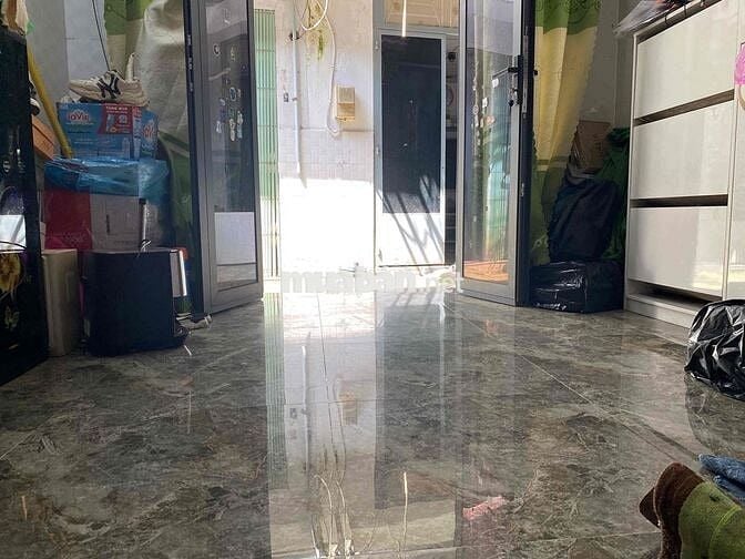 Bán nhà đối diện siêu thị GIGA MALL