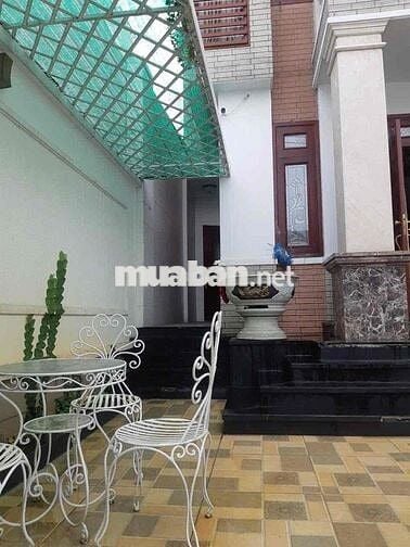 cho thuê biệt thự phan văn hớn Bà điển