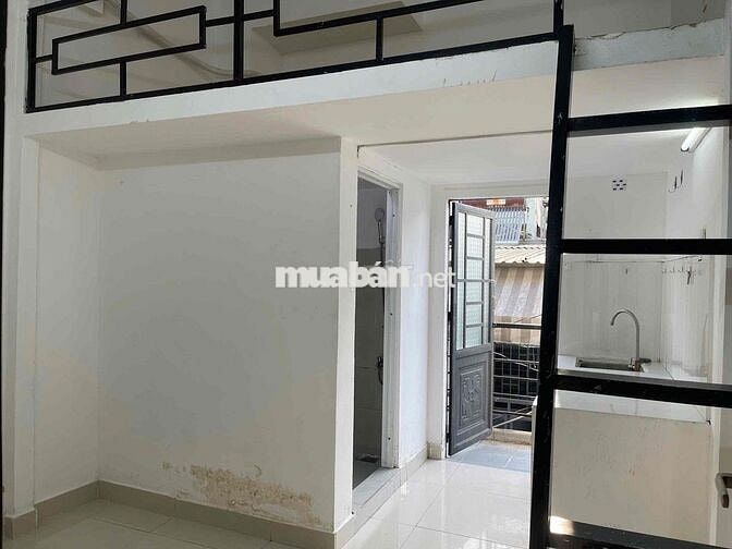 Duplex giá siêu hời giảm 500k 6 tháng đầu gần cầu Nguyễn Văn Cừ
