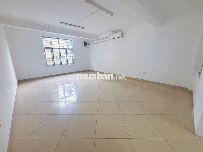 [Free 1 tháng] Cho thuê nhà làm văn phòng, spa Nguyễn Khoái
