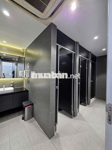 Cho thuê căn Shophouse vị trí cực đẹp tòa The Botanica 57m2 chỉ 30tr
