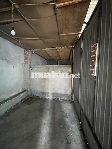 CHO THUÊ XƯỞNG 400M CẢ SÂN PHƯỜNG BÌNH THẮNG GẦN LÀNG ĐẠI HỌC