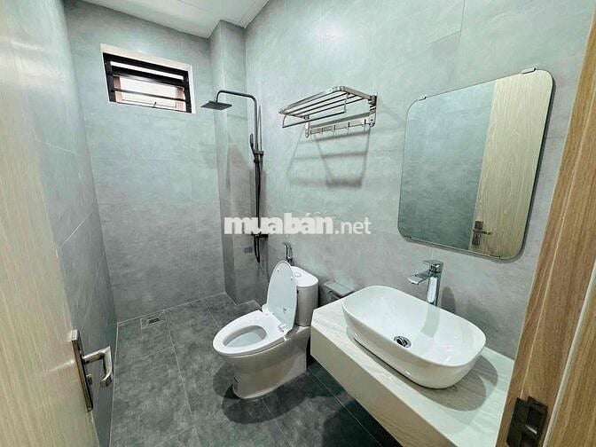 🏡🏡CHO THUÊ NHÀ 3 PHÒNG NGỦ GẦN CÔNG VIÊN HỒ NGHINH