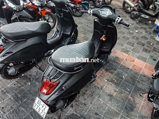 Cần bán Vespa Sprint 125 - Zin 