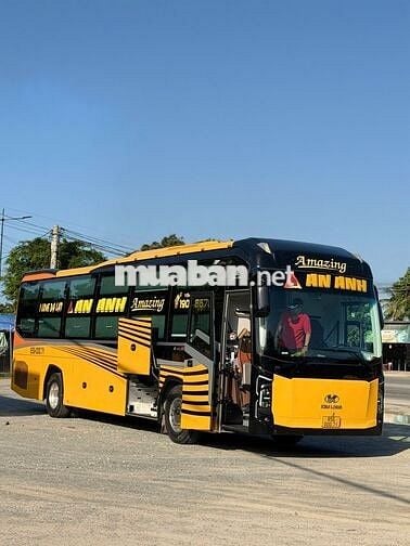 NHÂN VIÊN PHÒNG VÉ NHA TRANG