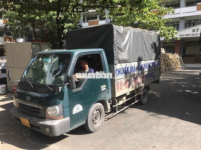 Tuyển dụng 2 tài xế và 5 phụ xe