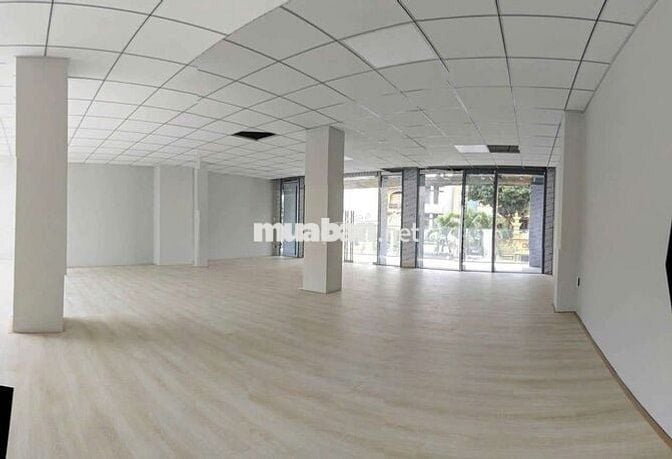CHO THUÊ NHÀ 4 TẦNG ĐƯỜNG HOÀ BÌNH Q11  32TR/ THÁNG . 

