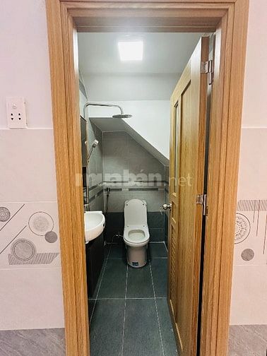Bán nhà HXH gần chợ bệnh viện Aeon mall Bình Tân