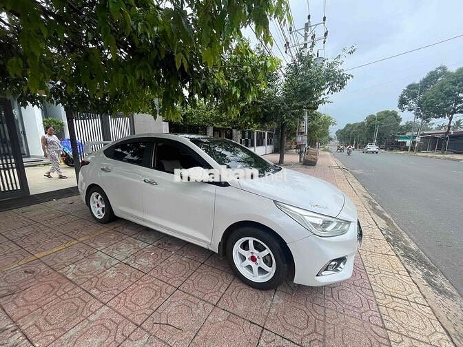 Hyundai Accent 2019 Số sàn Trắng