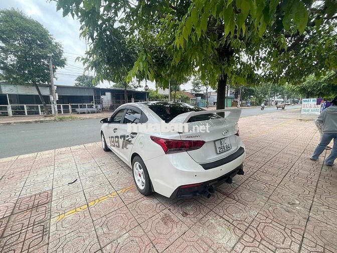 Hyundai Accent 2019 Số sàn Trắng