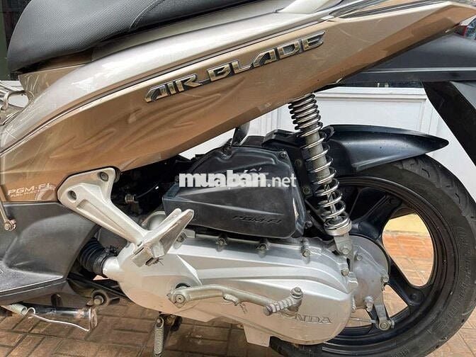 Honda Airblade 110 Fi Nâu bạc đã sử dụng