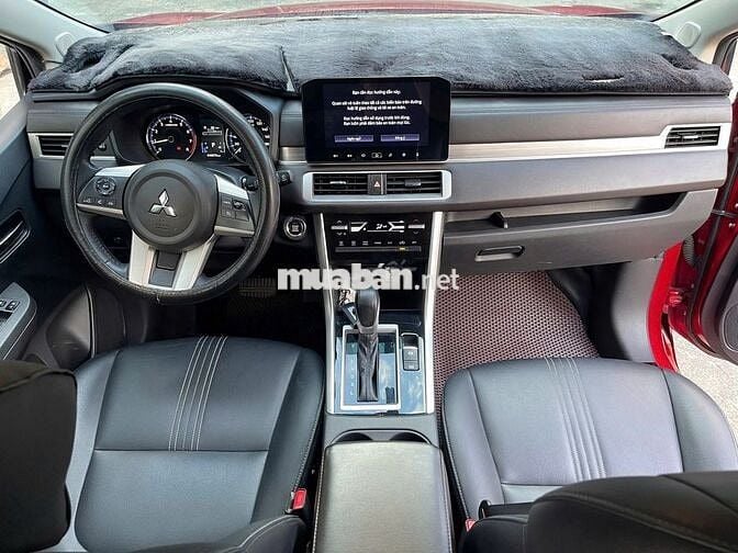 Mitsubishi Xpander Premium 2024 Đỏ 7 chỗ