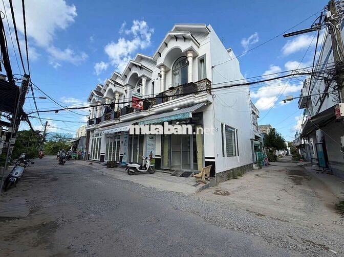 NHÀ GIÁ TỐT - LỘ 7M, TRỤC CHÍNH KDC 3A