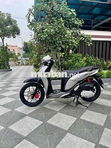 Honda SH Mode 2018 Bạc