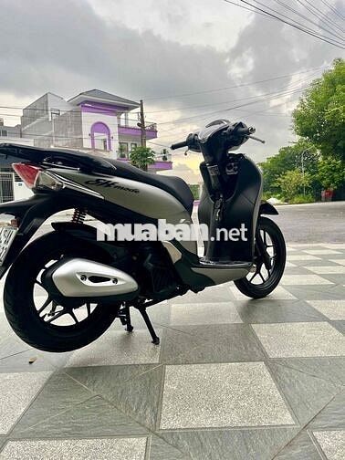 Honda SH Mode 2018 Bạc