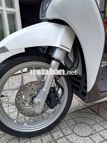 Honda SH Mode 2023 Trắng Smartkey 28233 km
