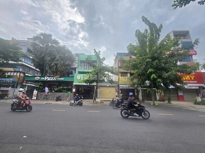 Chỉ nhỉnh 170TR/m2 cho Siêu Phẩm MT Tân Sơn Nhì - DT 5x19- DTCN 95m2
