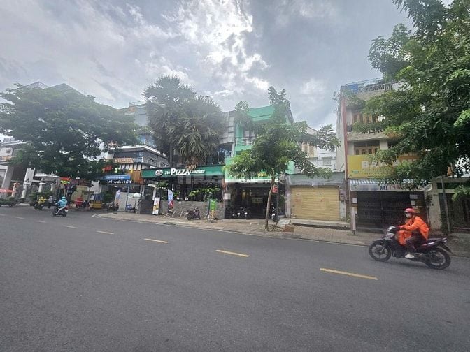Chỉ nhỉnh 170TR/m2 cho Siêu Phẩm MT Tân Sơn Nhì - DT 5x19- DTCN 95m2