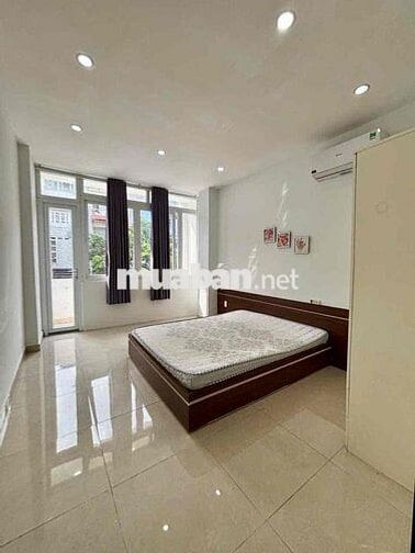 CĂN HỘ 1 PHÒNG NGỦ - TÁCH BẾP - BAN CÔNG NGAY CÔNG VIÊN LÊ THỊ RIÊNG