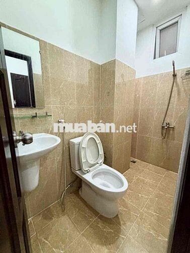 CĂN HỘ 1 PHÒNG NGỦ - TÁCH BẾP - BAN CÔNG NGAY CÔNG VIÊN LÊ THỊ RIÊNG
