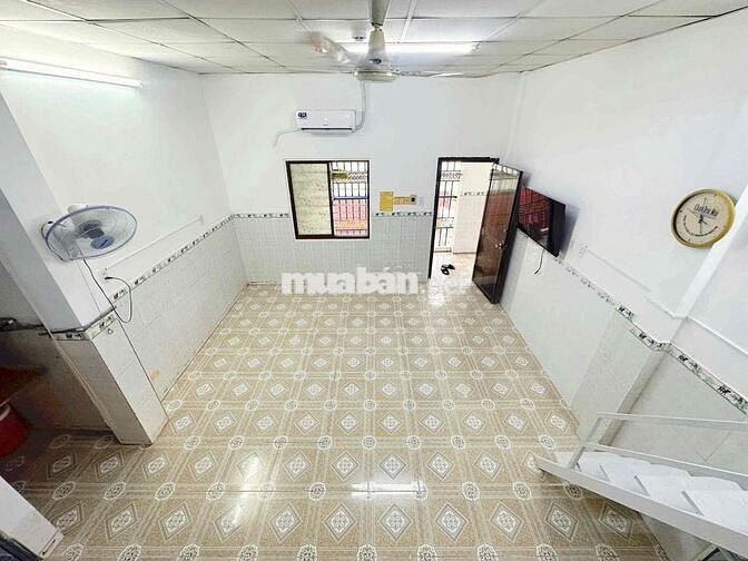 Cho thuê phòng trọ nhận 4 người rộng 50m2 ngay ĐH Hutech - Hồng Bàng