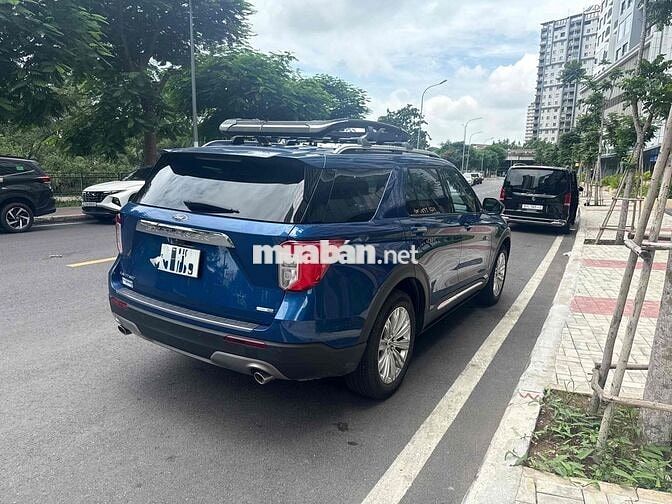 Ford Explorer 2022 Xanh 25.000 km