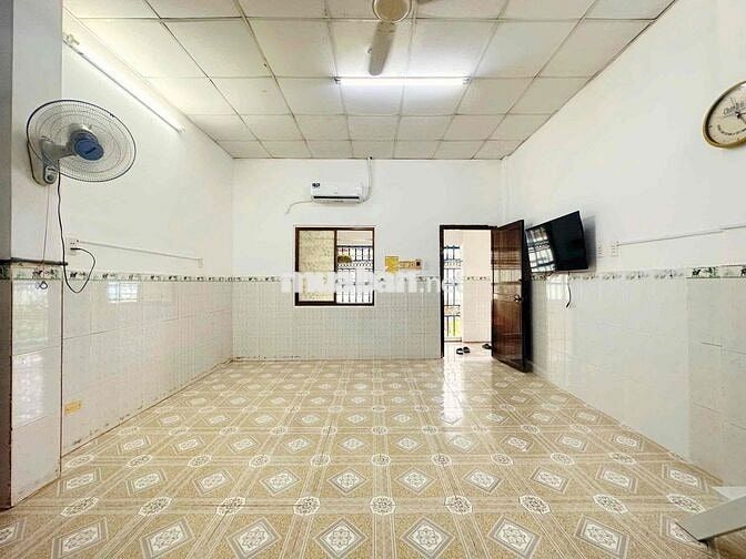 Cho thuê phòng trọ nhận 4 người rộng 50m2 ngay ĐH Hutech - Hồng Bàng